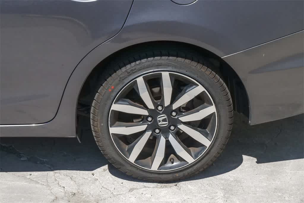 Thumbnail: 2015 Honda Civic - 6