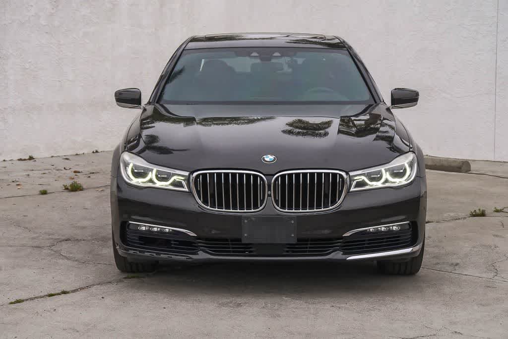Thumbnail: 2017 BMW 7 Series - 2
