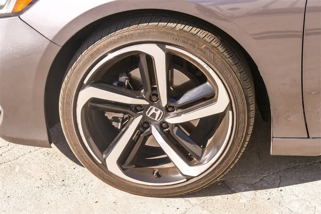 Thumbnail: 2018 Honda Accord - 5