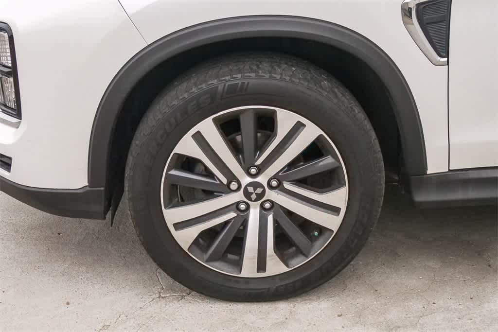 Thumbnail: 2021 Mitsubishi Outlander Sport - 5