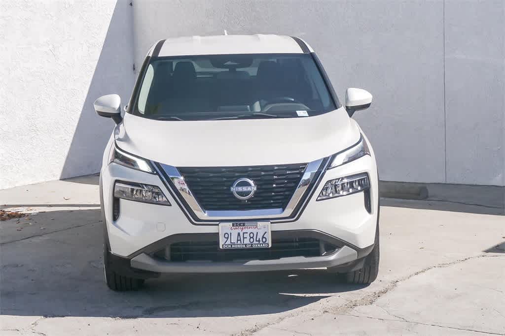2023 Nissan Rogue SV photo 2