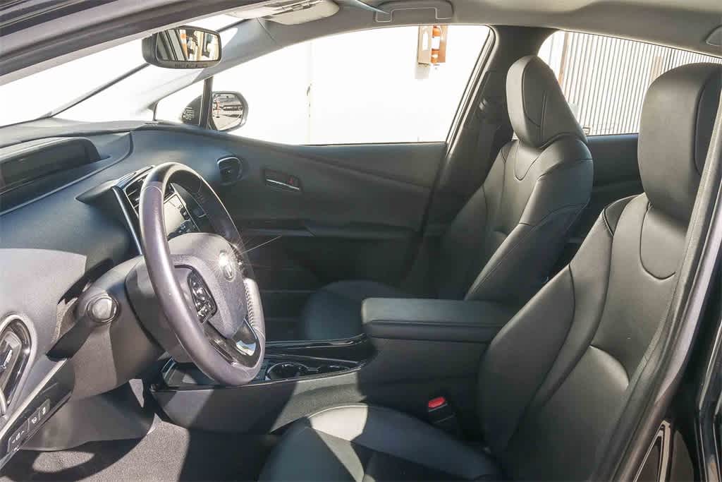 Thumbnail: 2022 Toyota Prius - 15