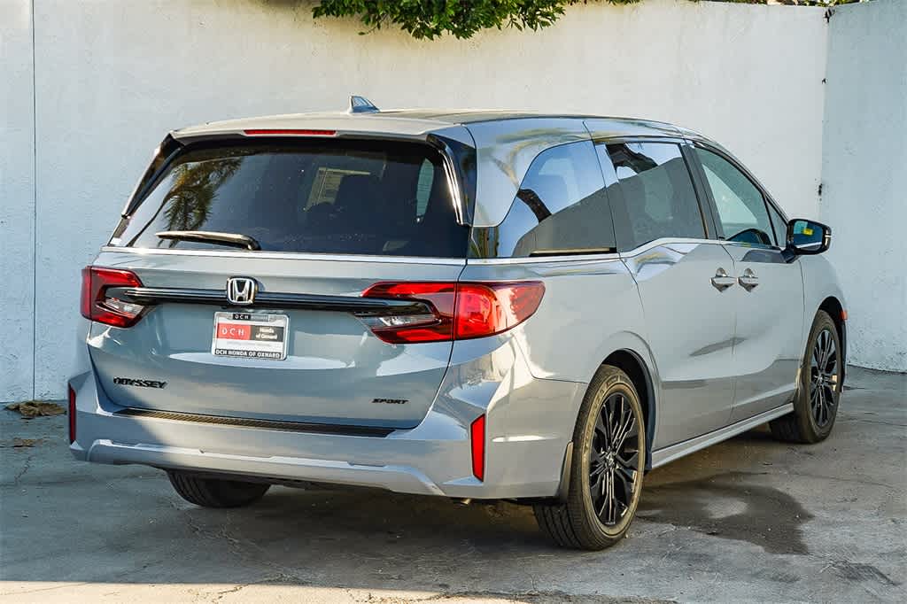 2026 Honda Odyssey photo 3