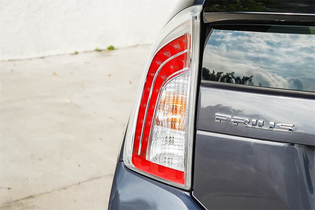 Thumbnail: 2015 Toyota Prius - 7