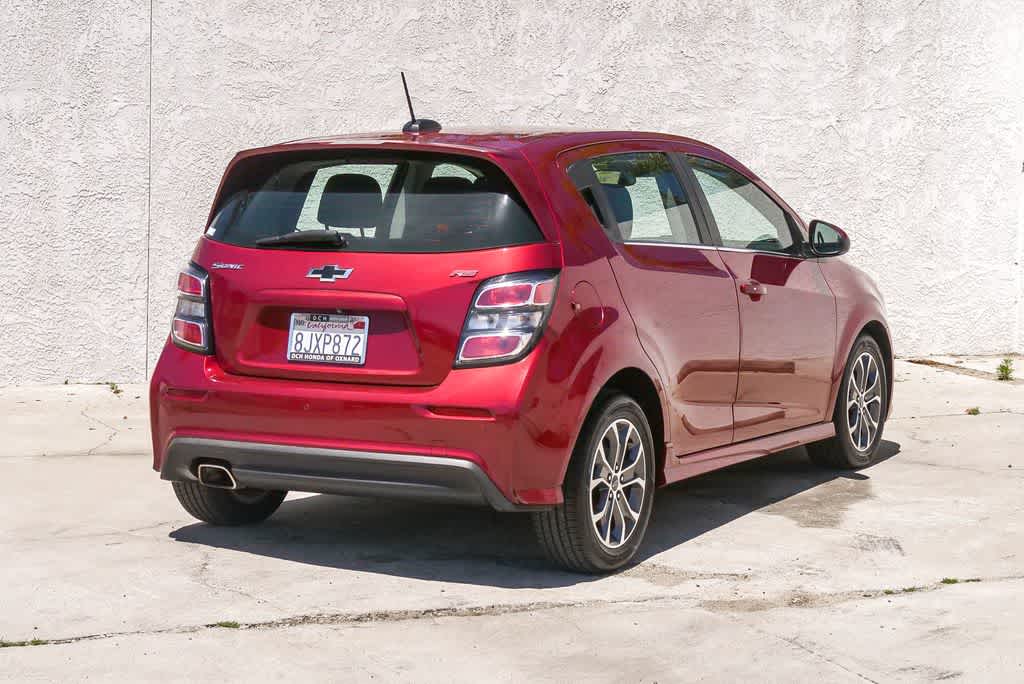 Thumbnail: 2019 Chevrolet Sonic - 9