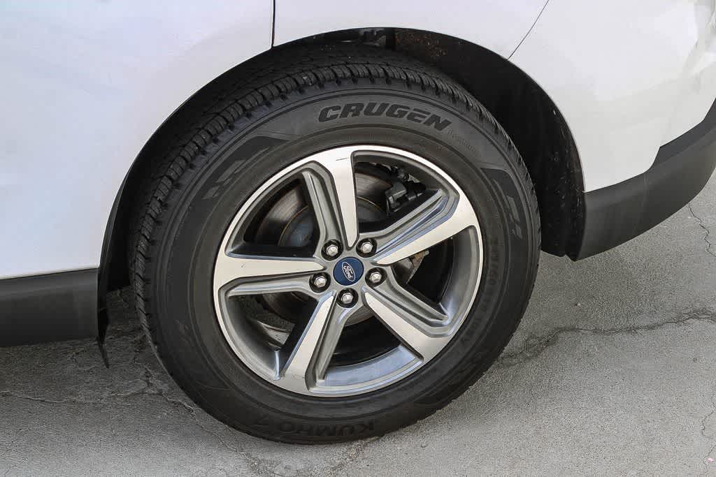 Thumbnail: 2019 Ford Edge - 6