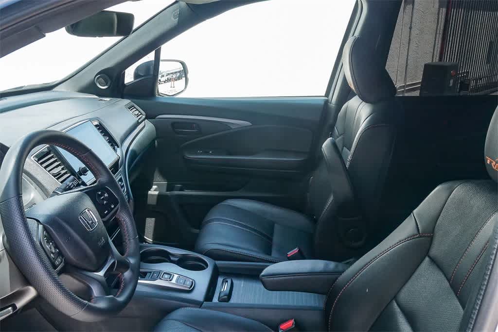 Thumbnail: 2022 Honda Pilot - 18