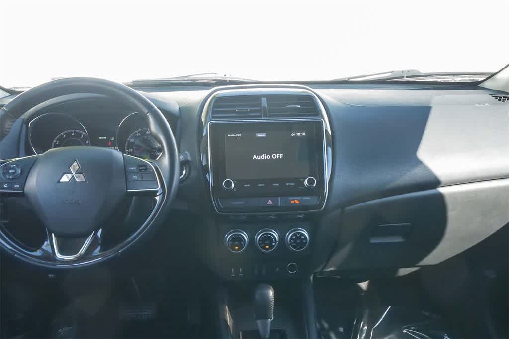 Thumbnail: 2021 Mitsubishi Outlander Sport - 13