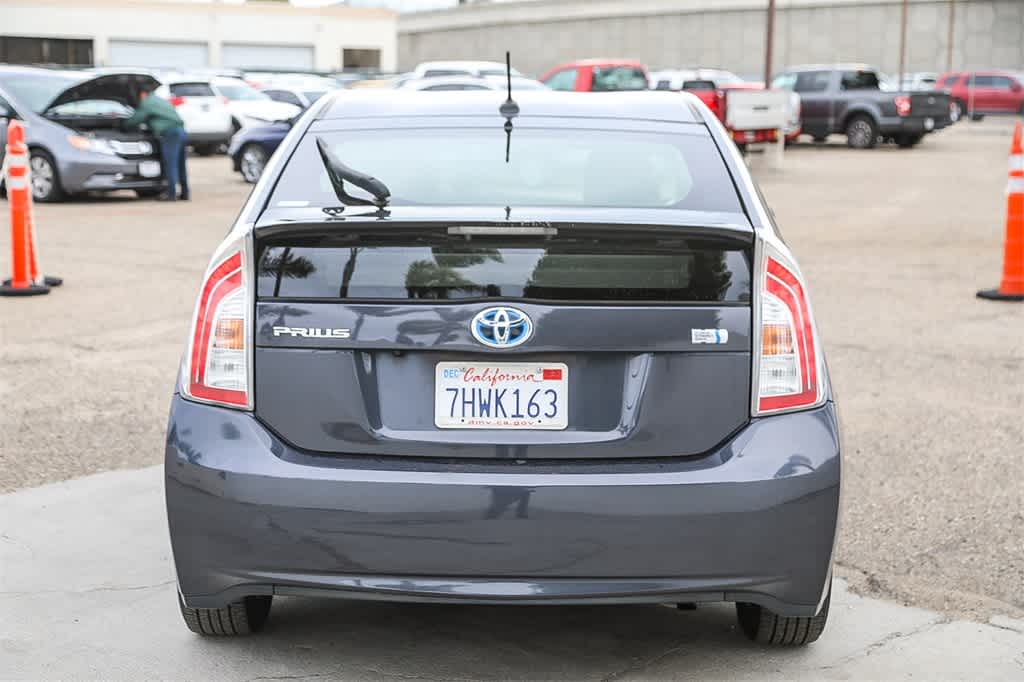 Thumbnail: 2015 Toyota Prius - 5