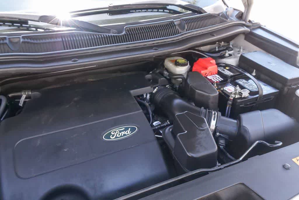 Thumbnail: 2014 Ford Explorer - 23