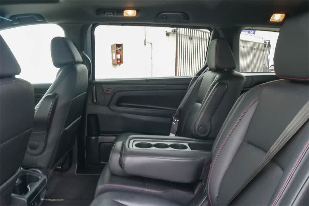 Thumbnail: 2024 Honda Odyssey - 14