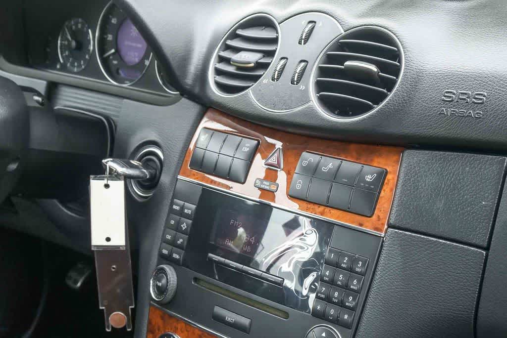 Thumbnail: 2006 Mercedes-Benz CLK - 14