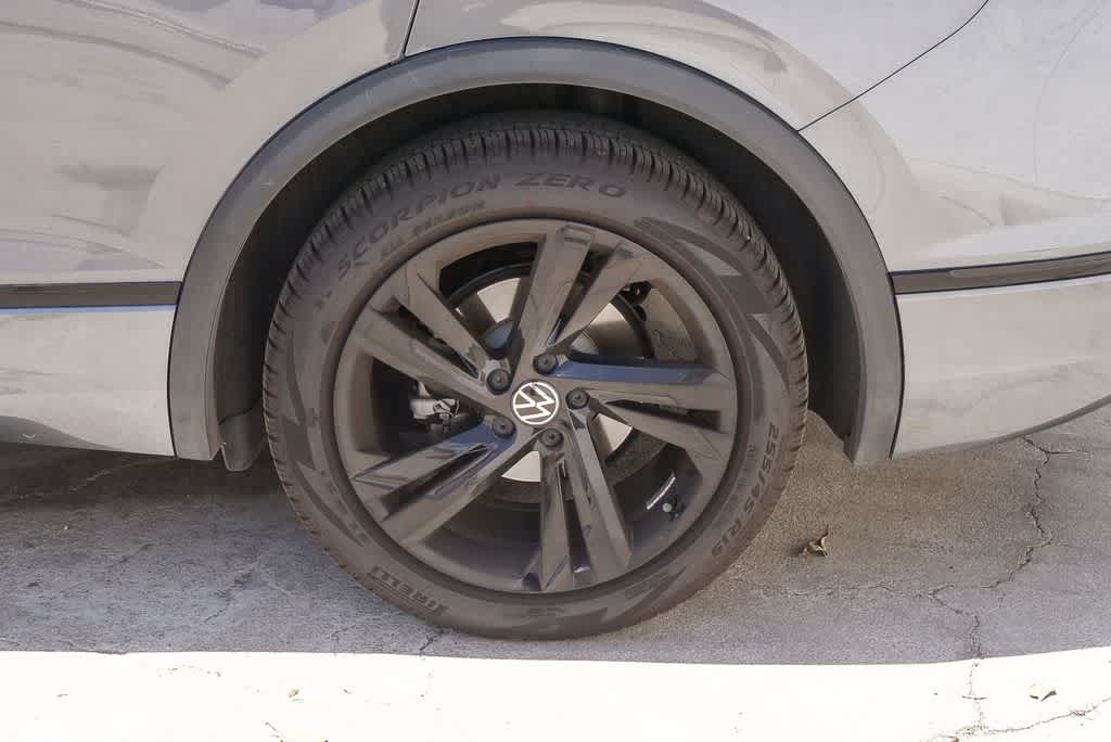 Thumbnail: 2024 Volkswagen Tiguan - 6