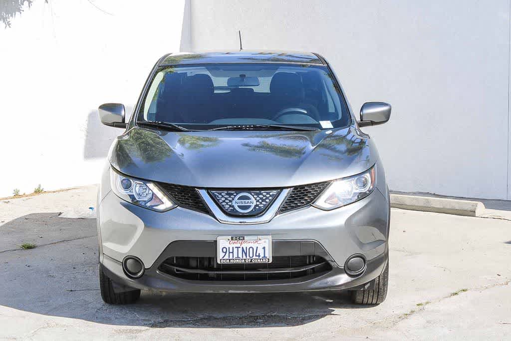 Thumbnail: 2018 Nissan Rogue Sport - 2