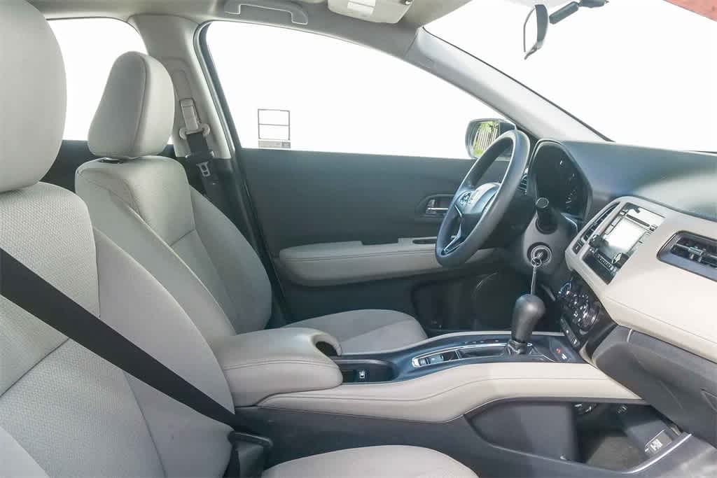 Thumbnail: 2022 Honda HR-V - 16