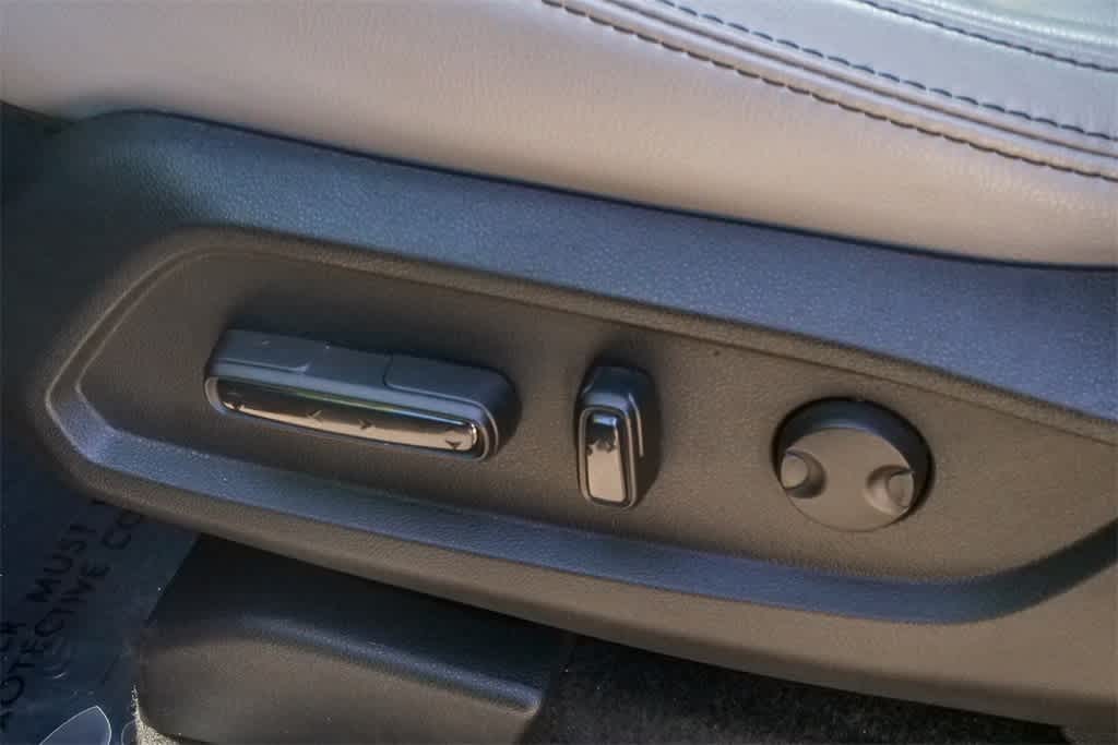 Thumbnail: 2025 Honda Pilot - 21