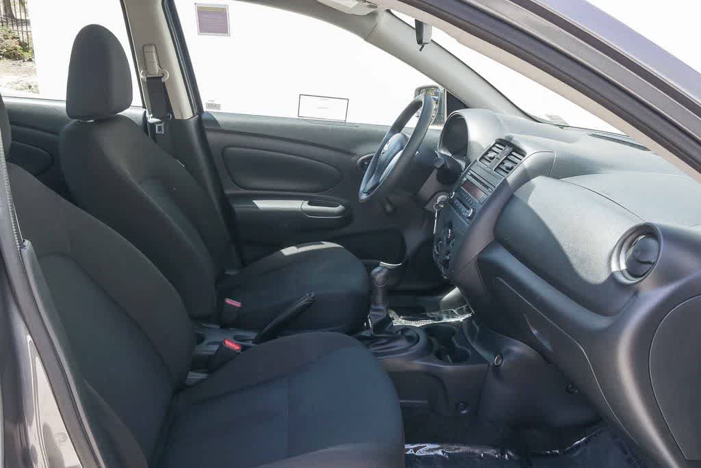 Thumbnail: 2018 Nissan Versa - 16