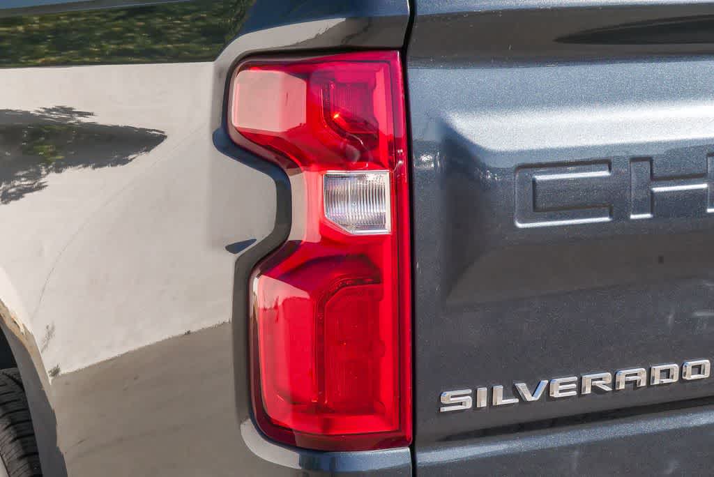Thumbnail: 2019 Chevrolet Silverado 1500 - 10