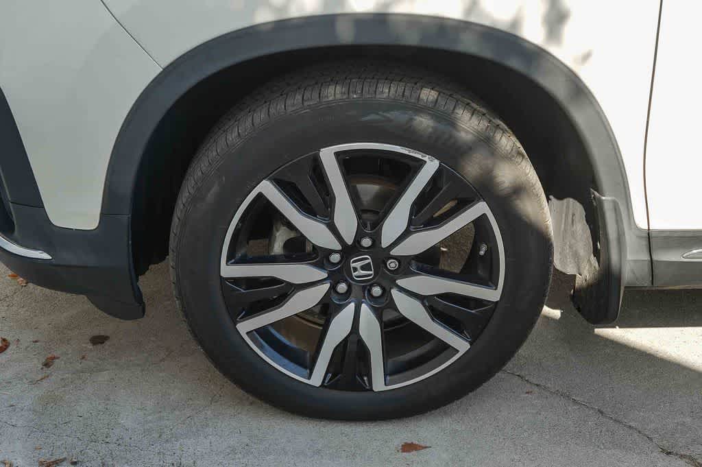 Thumbnail: 2019 Honda Pilot - 9