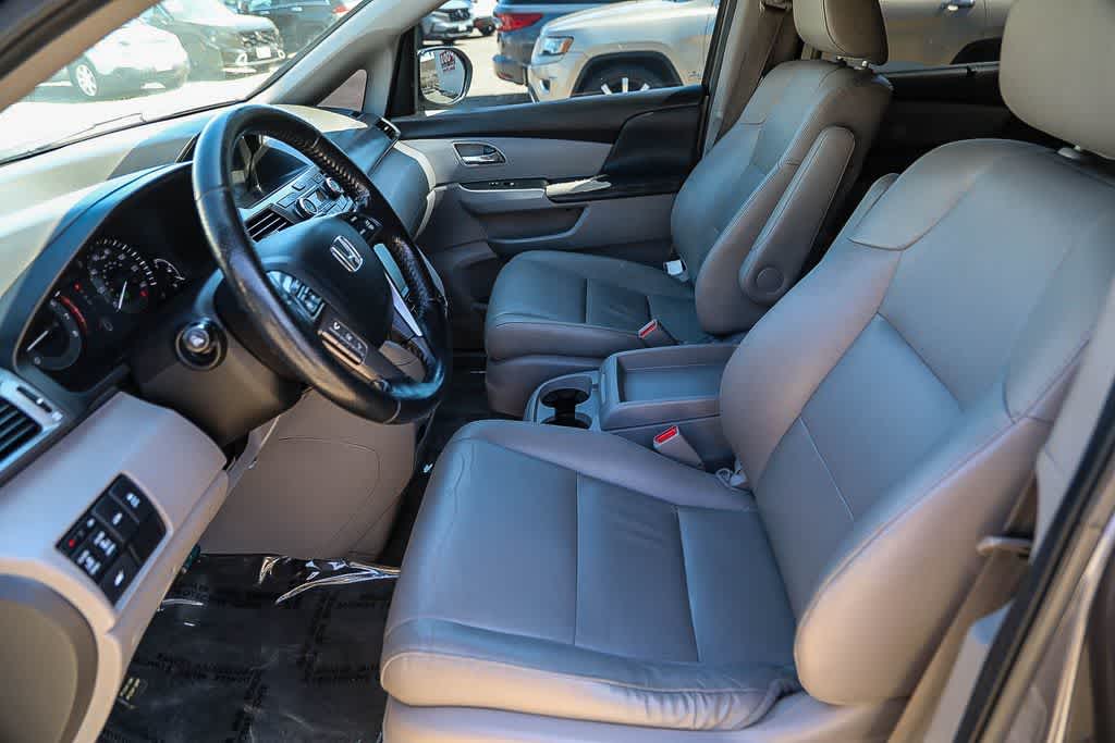 Thumbnail: 2015 Honda Odyssey - 15