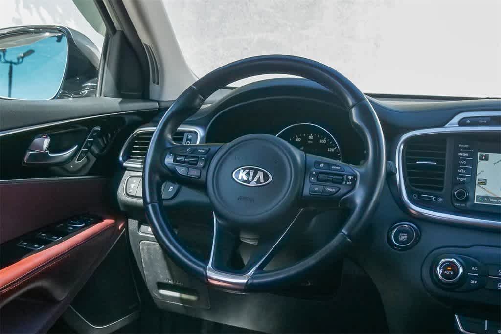 Thumbnail: 2018 Kia Sorento - 14