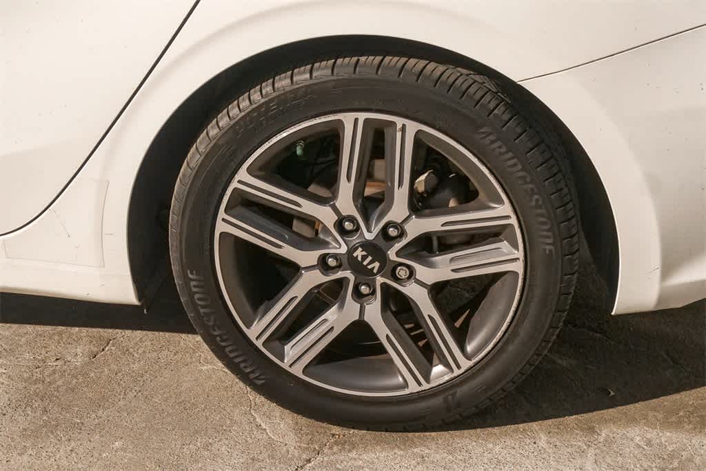 Thumbnail: 2019 Kia Forte - 6