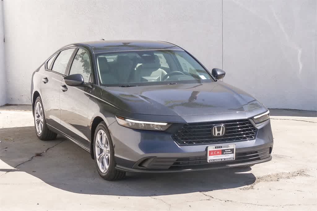 New 2025 Honda Accord LX Sedan