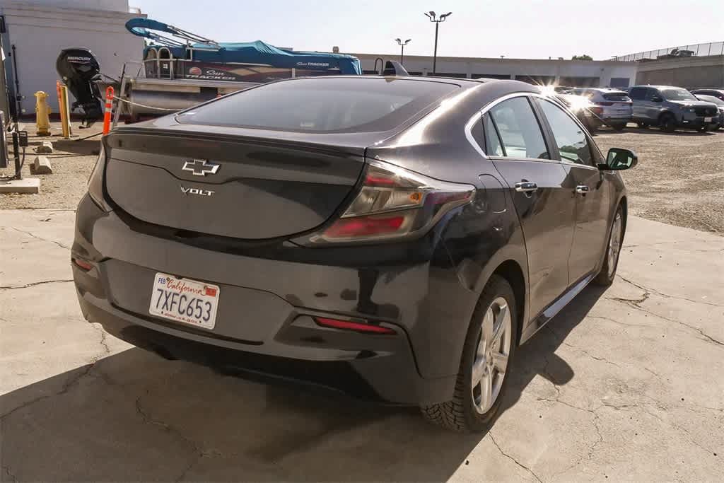 Thumbnail: 2017 Chevrolet Volt - 9