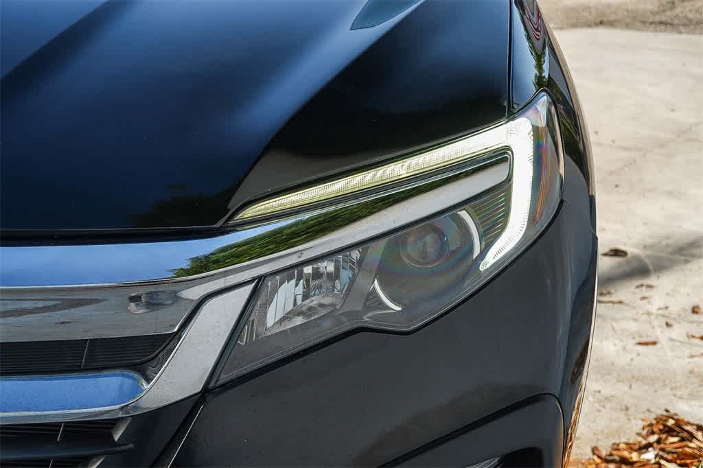 Thumbnail: 2019 Honda Pilot - 8