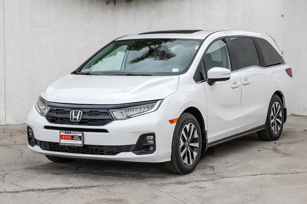 Thumbnail: 2026 Honda Odyssey - 3