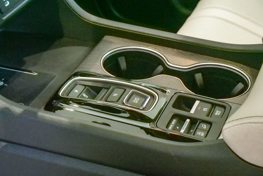 Thumbnail: 2026 Honda Pilot - 16