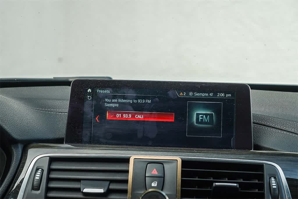 Thumbnail: 2018 BMW 3 Series - 14