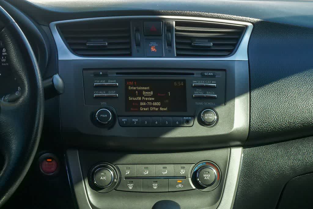 Thumbnail: 2014 Nissan Sentra - 13