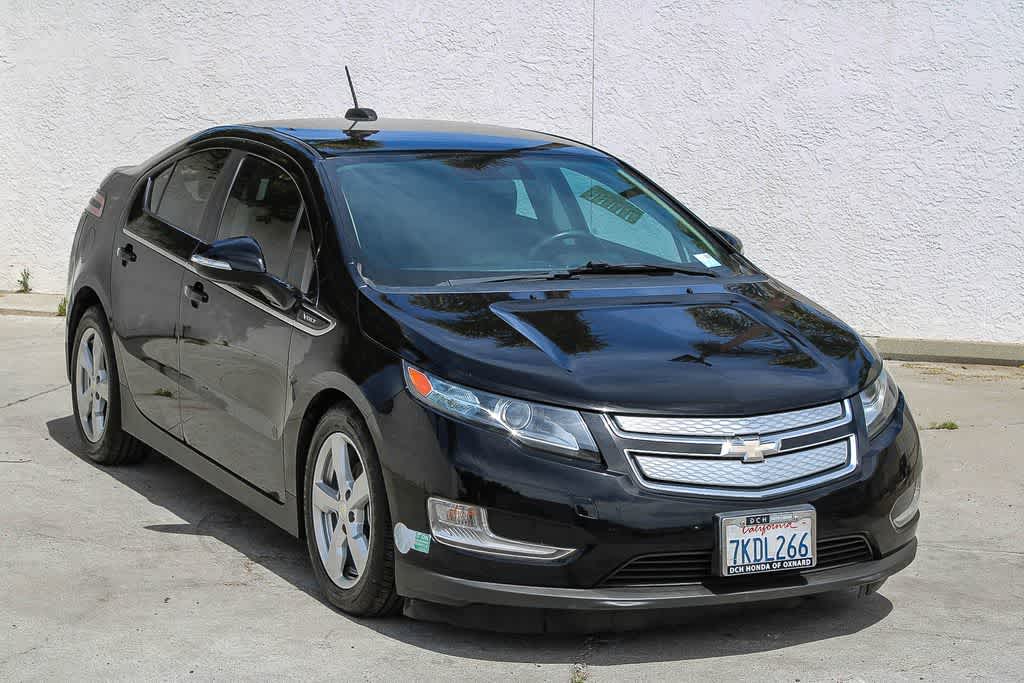 Thumbnail: 2015 Chevrolet Volt - 4