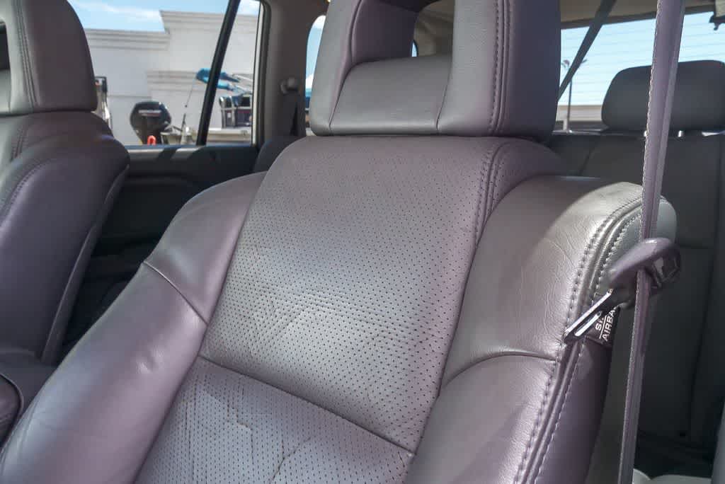 Thumbnail: 2005 Honda Pilot - 20