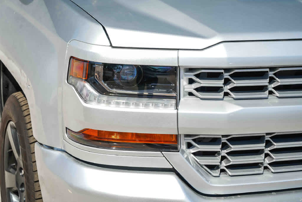 2016 Chevrolet Silverado 1500 Custom - Photo 4