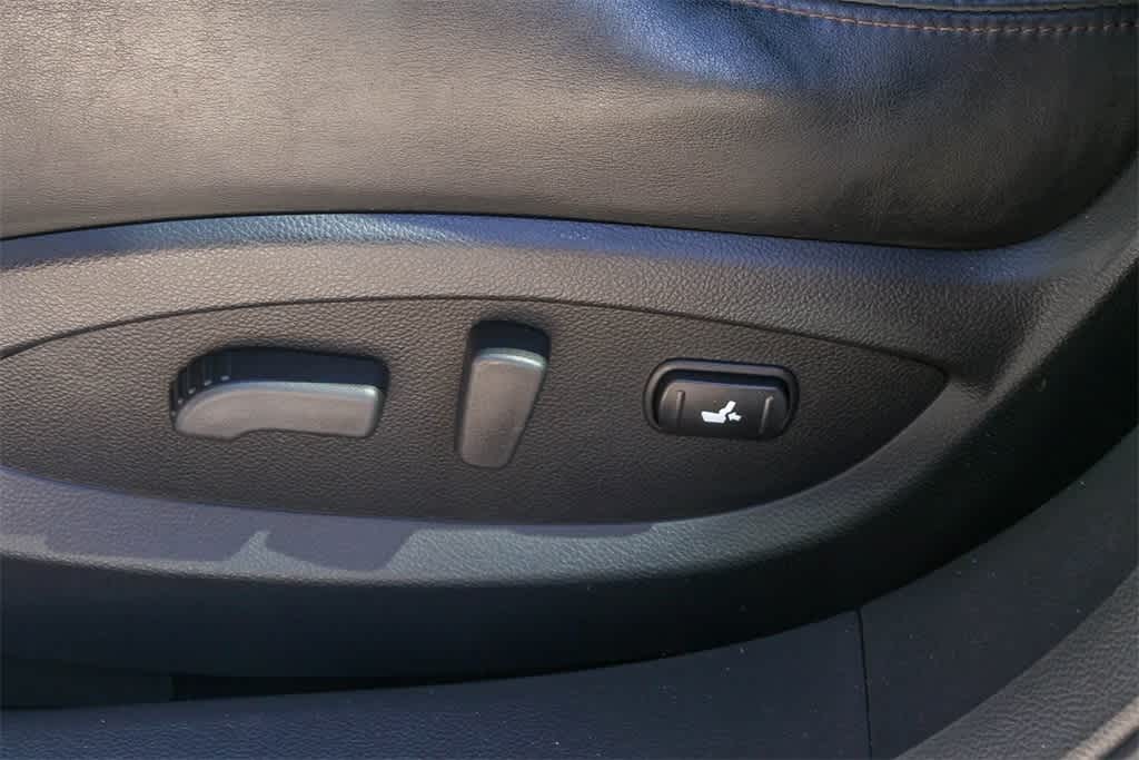 Thumbnail: 2013 INFINITI FX37 - 21