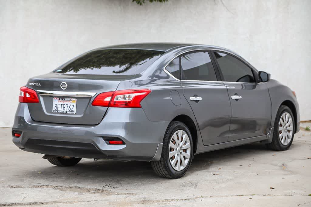 Thumbnail: 2019 Nissan Sentra - 4