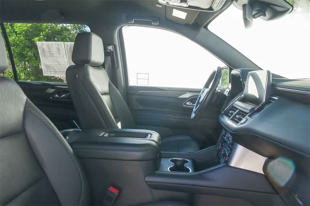 Thumbnail: 2024 Chevrolet Suburban - 17