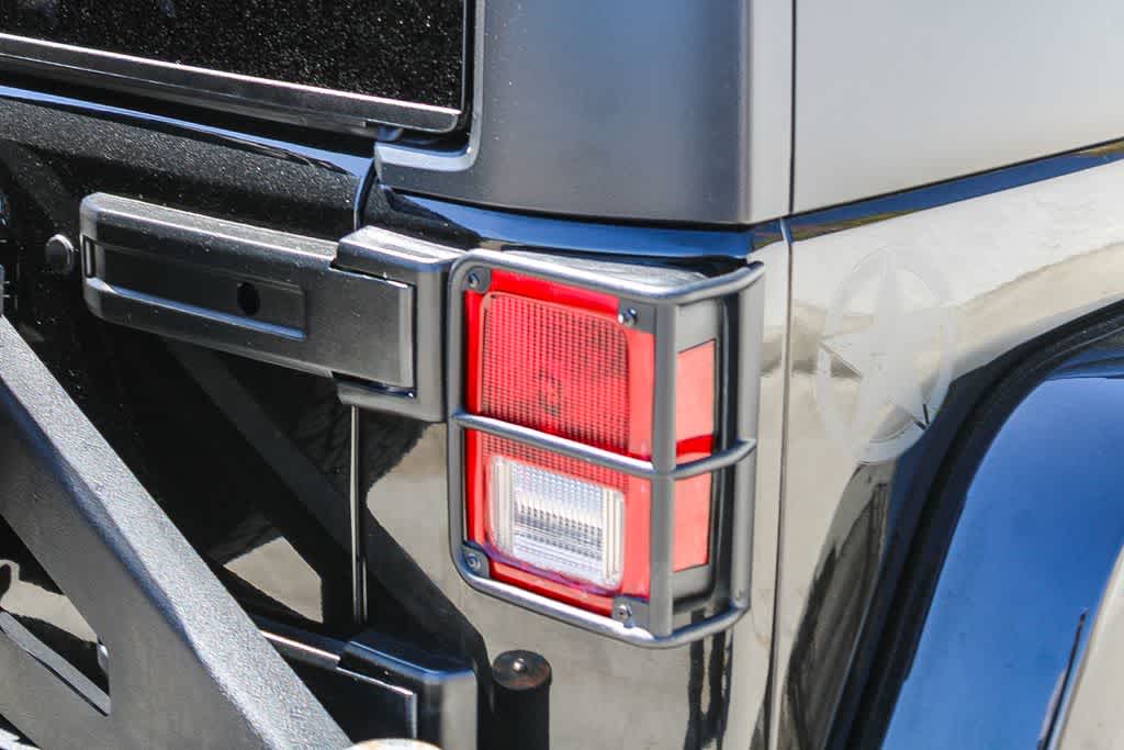 Thumbnail: 2014 Jeep Wrangler - 10