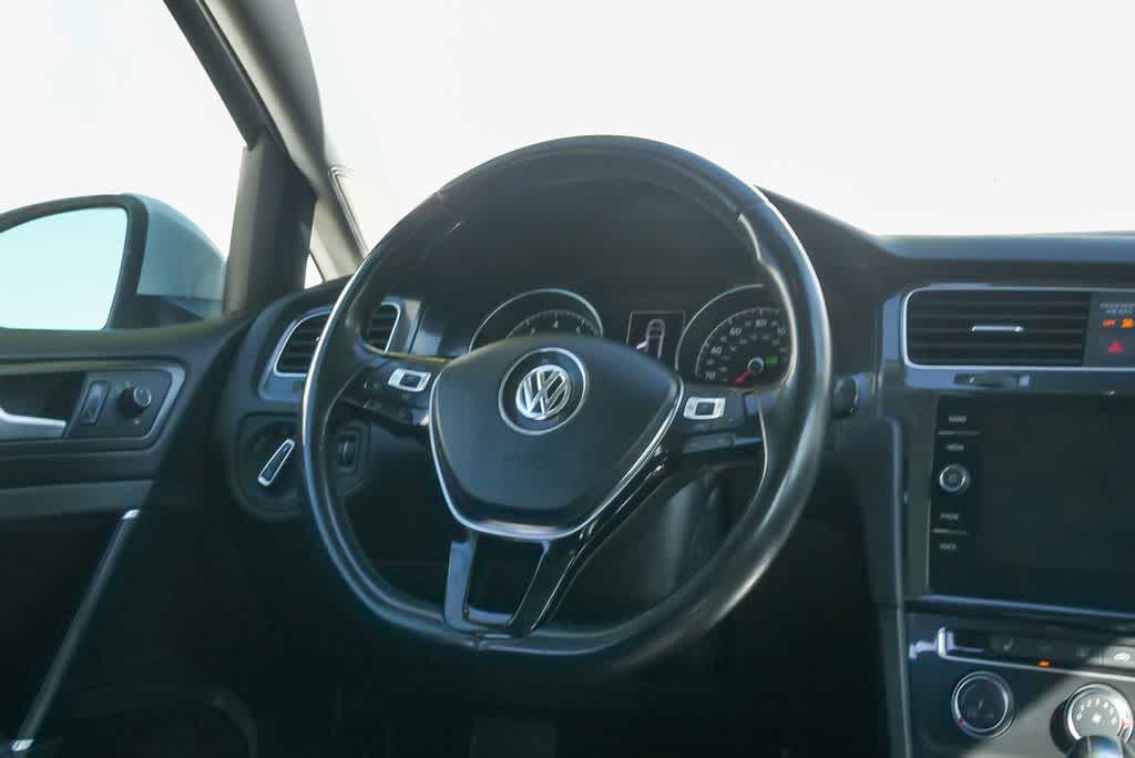 Thumbnail: 2019 Volkswagen e-Golf - 14