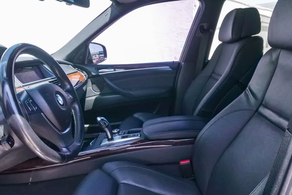 Thumbnail: 2012 BMW X5 - 17