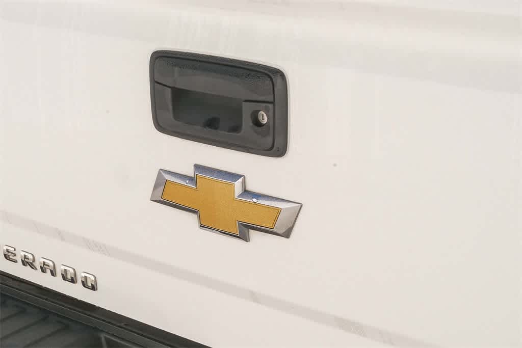 Thumbnail: 2015 Chevrolet Silverado 1500 - 11