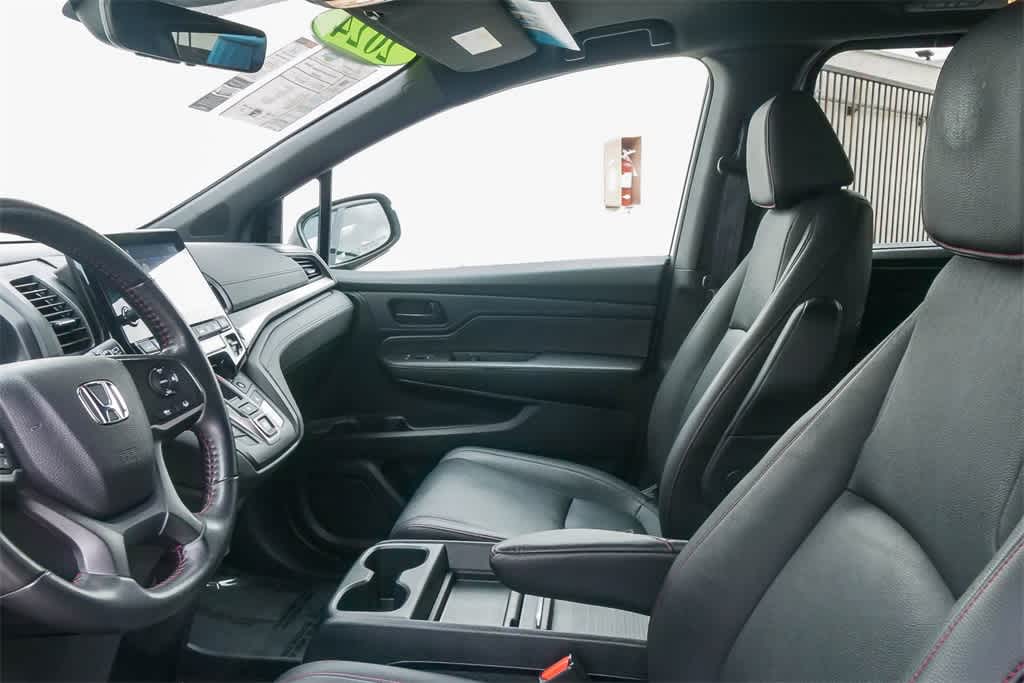 Thumbnail: 2024 Honda Odyssey - 16