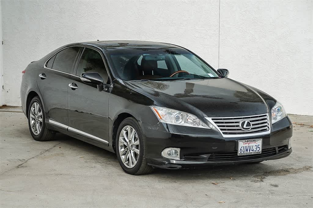 Thumbnail: 2012 Lexus ES - 3