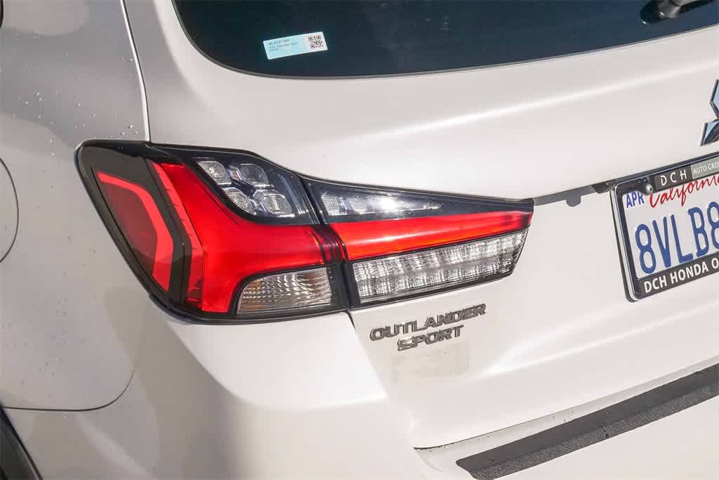 Thumbnail: 2021 Mitsubishi Outlander Sport - 11