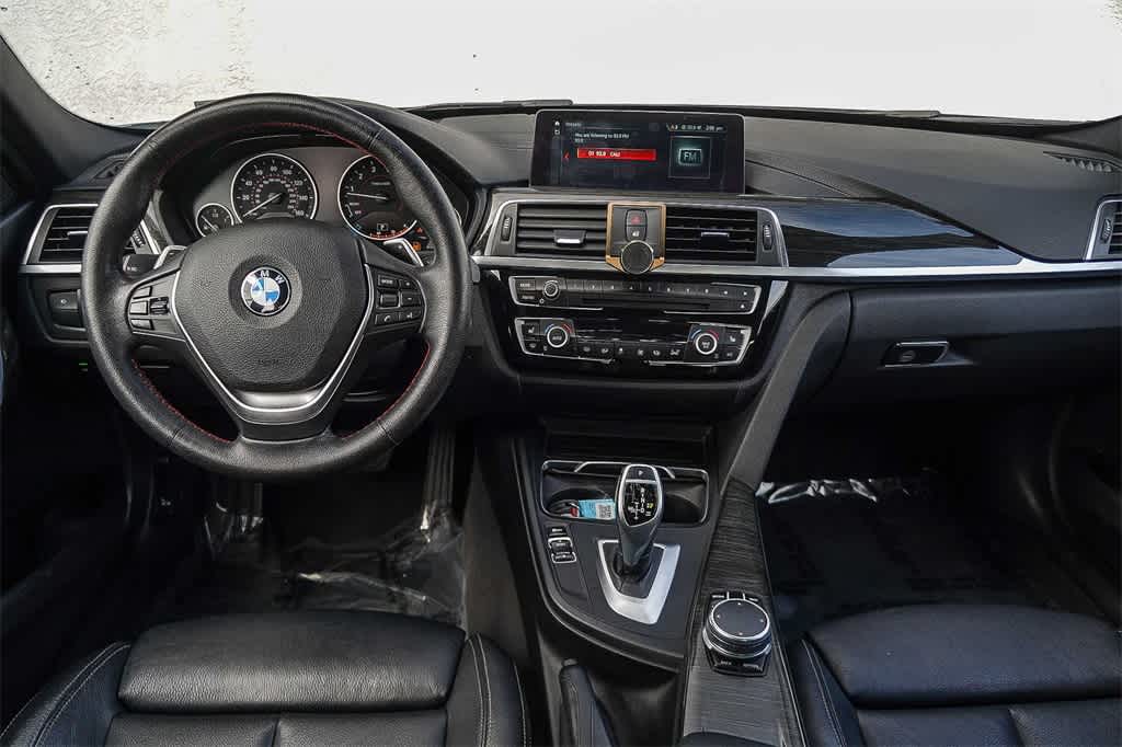 Thumbnail: 2018 BMW 3 Series - 12