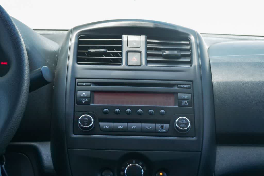 Thumbnail: 2016 Nissan Versa - 12