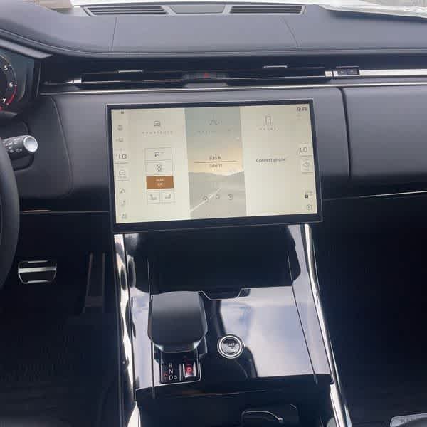 Thumbnail: 2025 Land Rover Range Rover Sport - 16