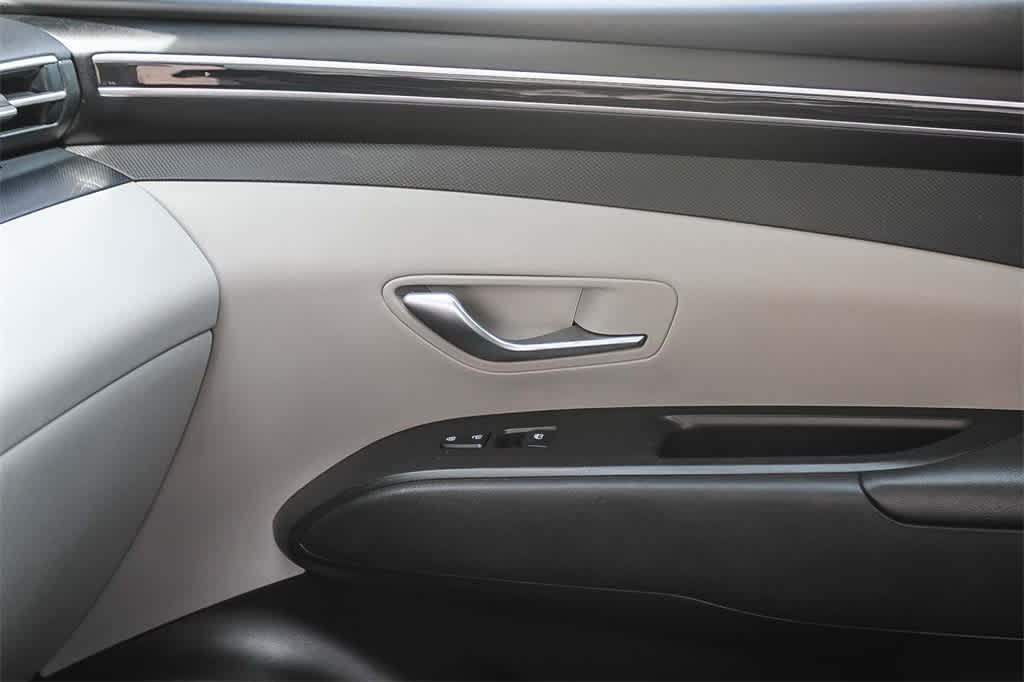 Thumbnail: 2023 Hyundai Tucson - 19